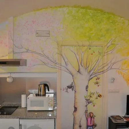 Apartment La Casa Pintada