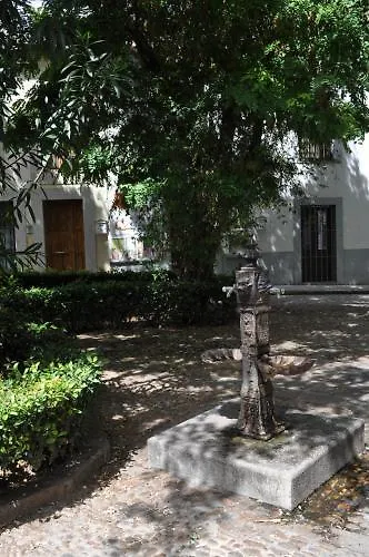 Apartment La Casa Pintada *